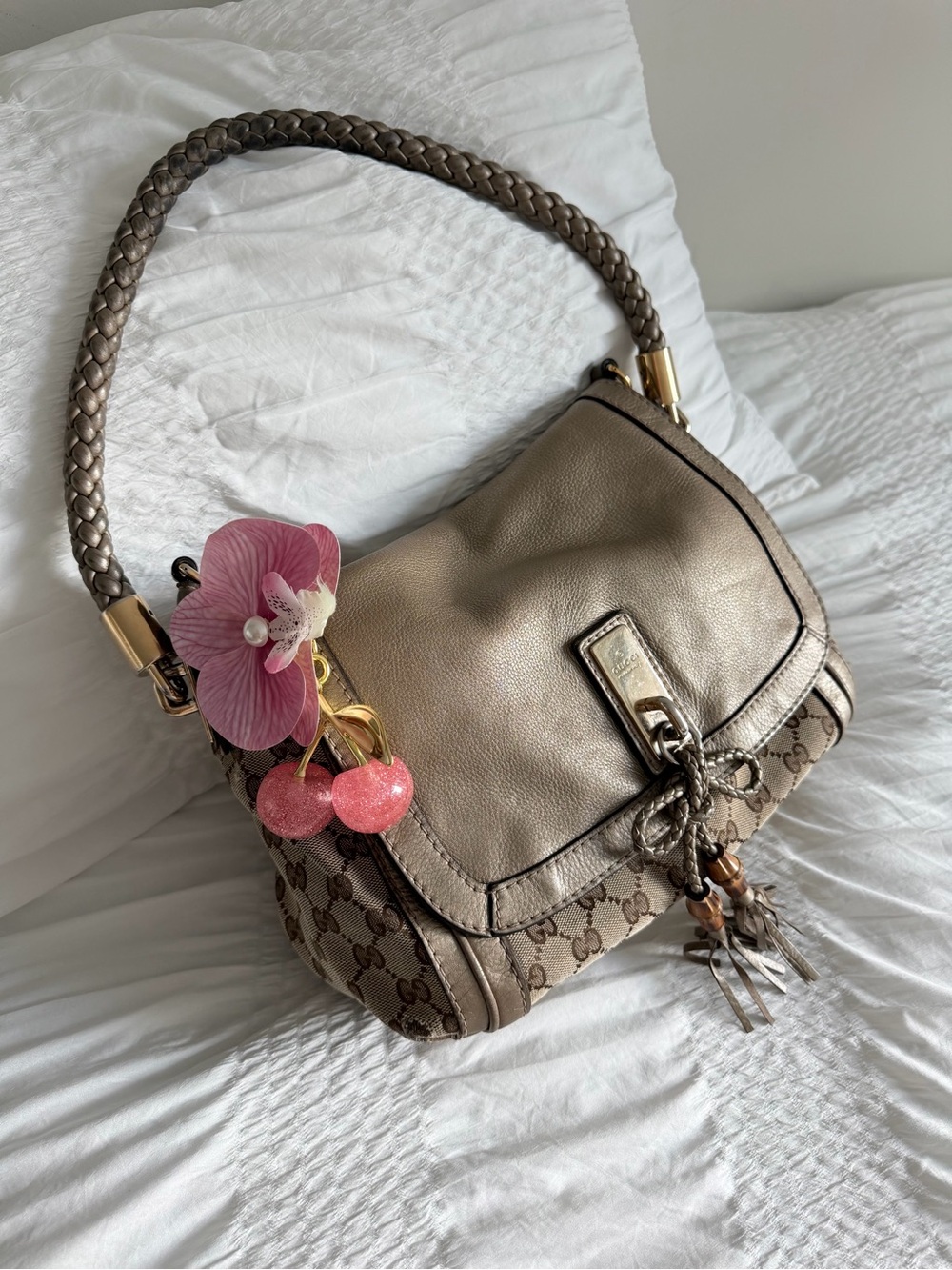 Vintage Gucci Bella Flap Bag w/Gold Hardware
